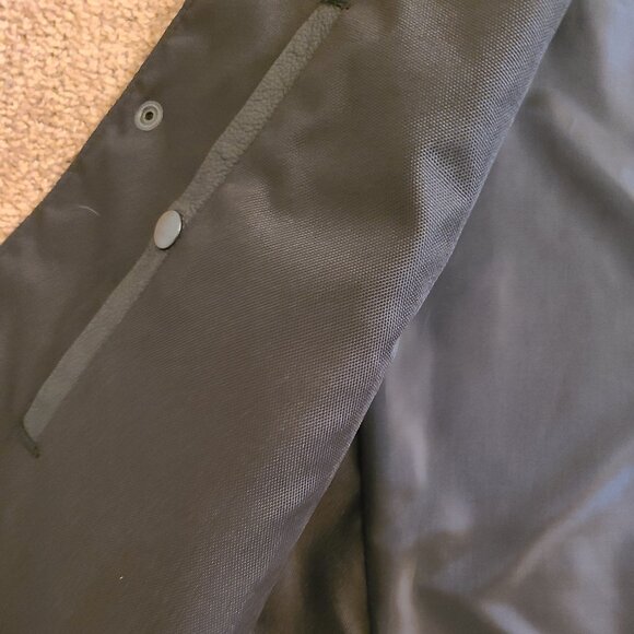 FMC Men's Black Leather Vest - Picture 6 of 7